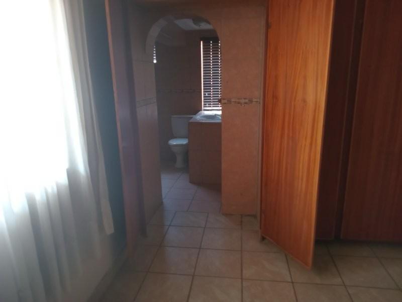 4 Bedroom Property for Sale in Bloemhof North West